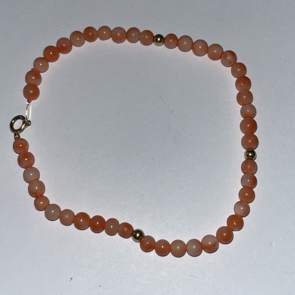 Vintage Orange Coral 7” Bracelet - Picture 4 of 4
